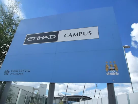 Gambar Etihad Campus milik Manchester City