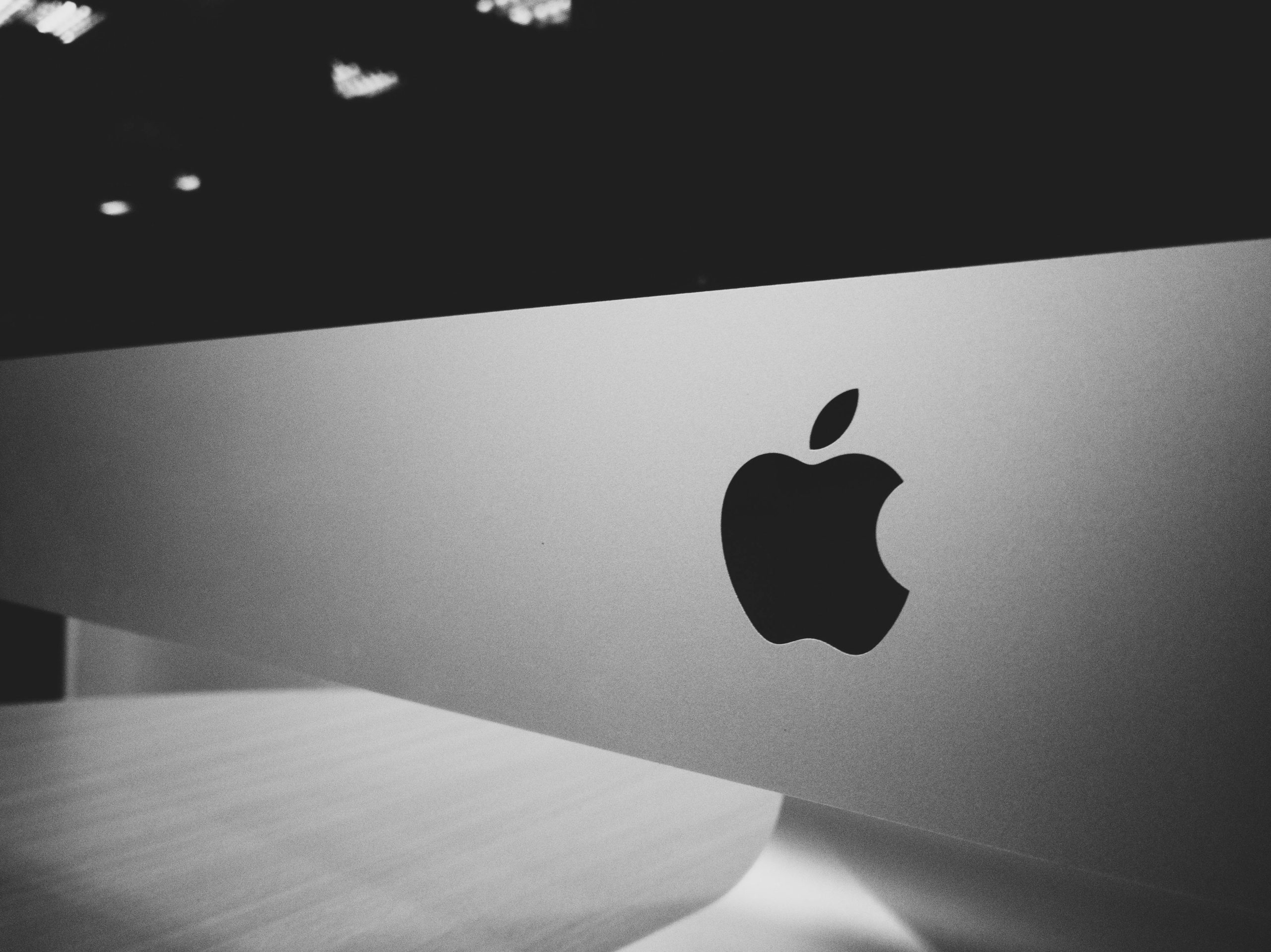 Investasi Apple di Indonesia, Aturan TKDN