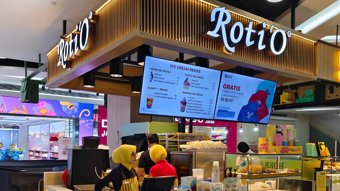 Profil Singkat Roti O, Pemilik Roti O