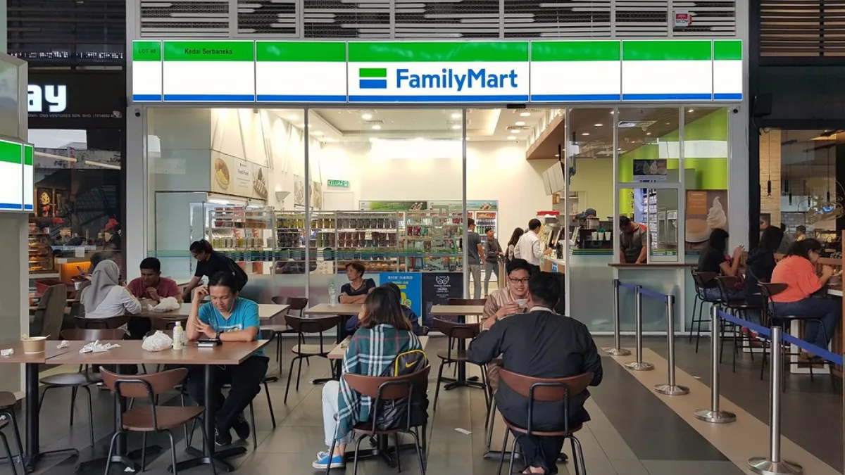 Sekilas Tentang FamilyMart